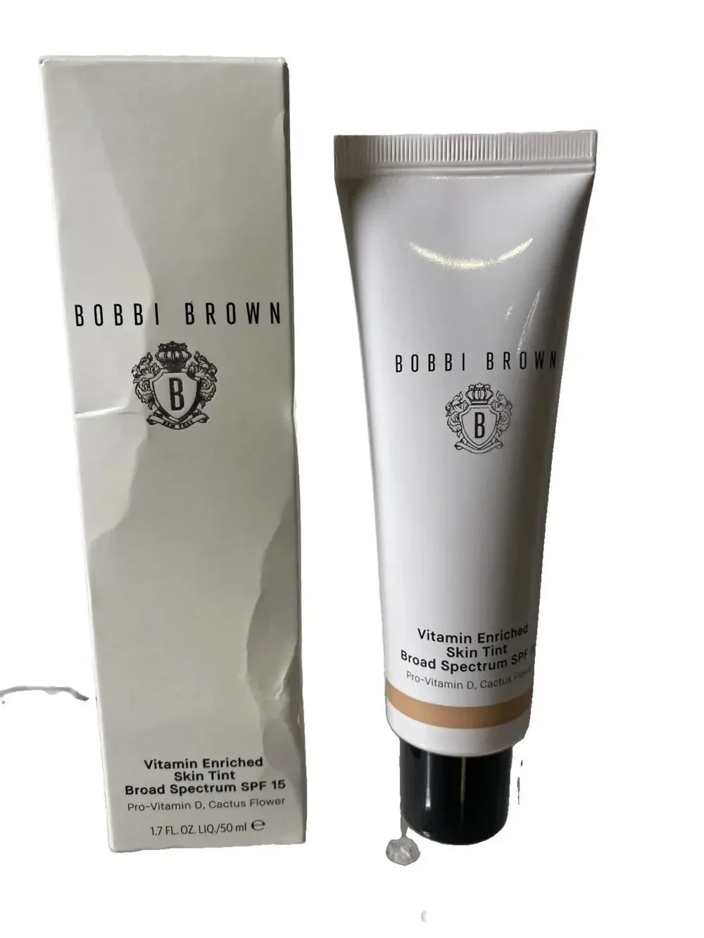 BOBBI BROWN Vitamin Enriched Skin Tint SPF 15- Light 3 - 1 OZ/ 50ml- Not Sealed